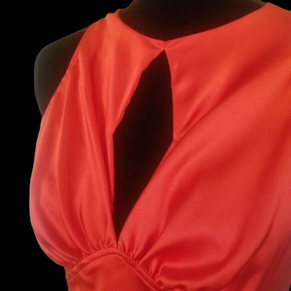 ⭐️ Authentic Gianni Versace Red/Orange Sleeveless Silk Blend Top M/8 - Picture 8 of 12